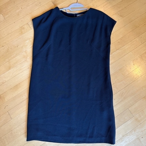 Vince Dresses & Skirts - VINCE Navy popover shift dress, Med. CB2022